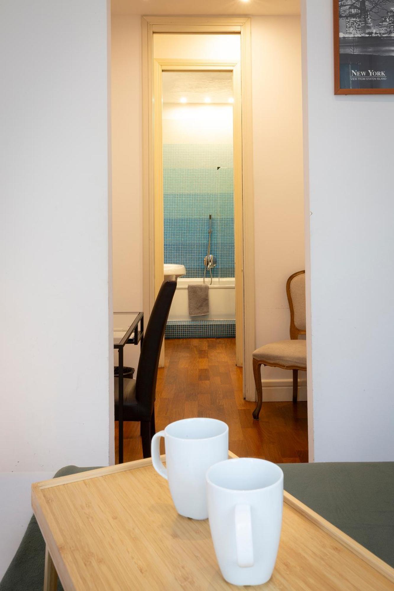Vittore Rooms & Apartment ミラノ エクステリア 写真