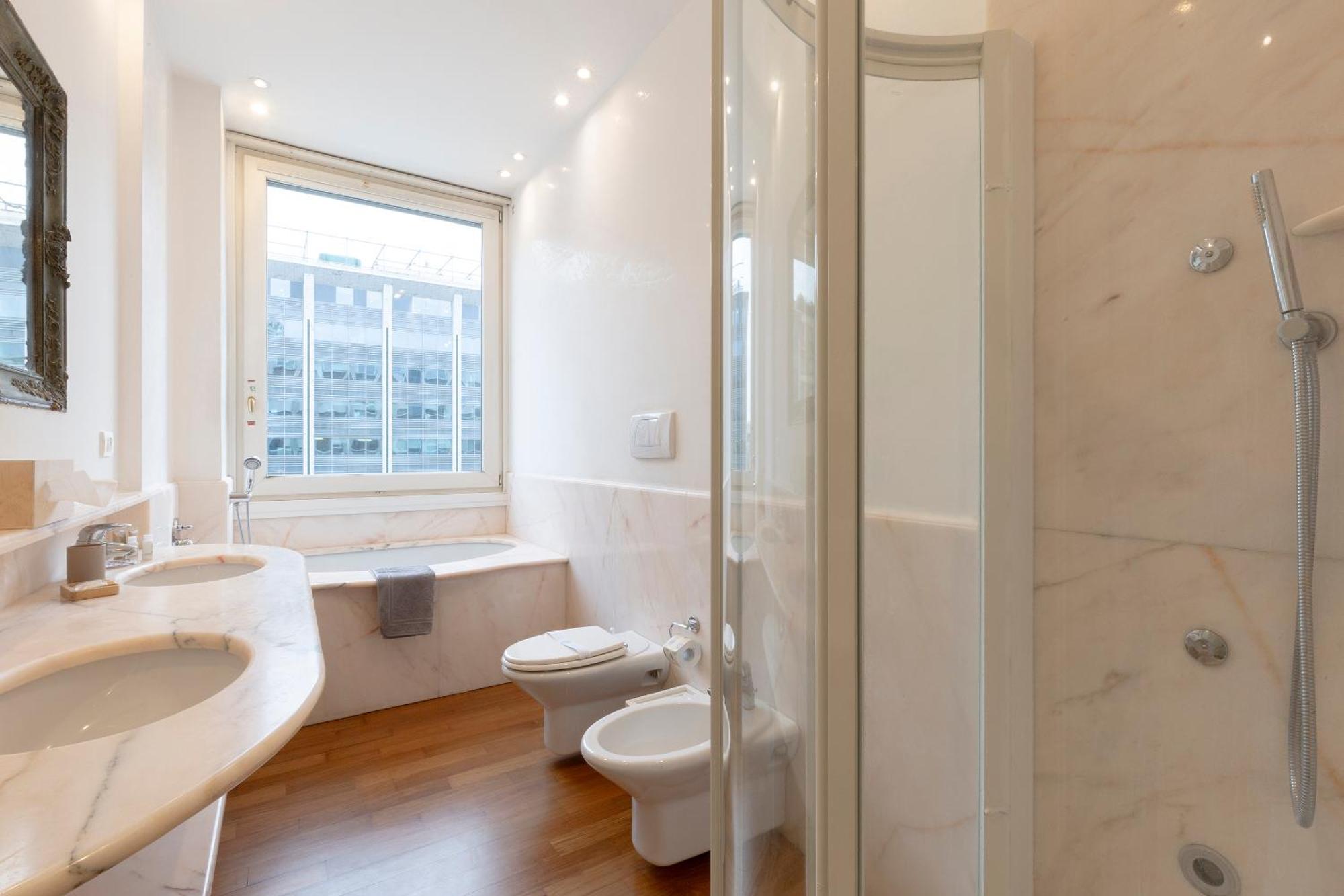 Vittore Rooms & Apartment ミラノ エクステリア 写真