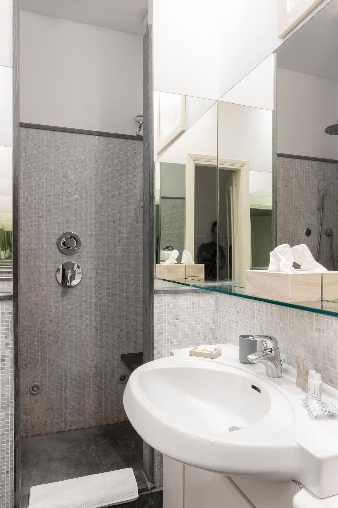 Vittore Rooms & Apartment ミラノ エクステリア 写真