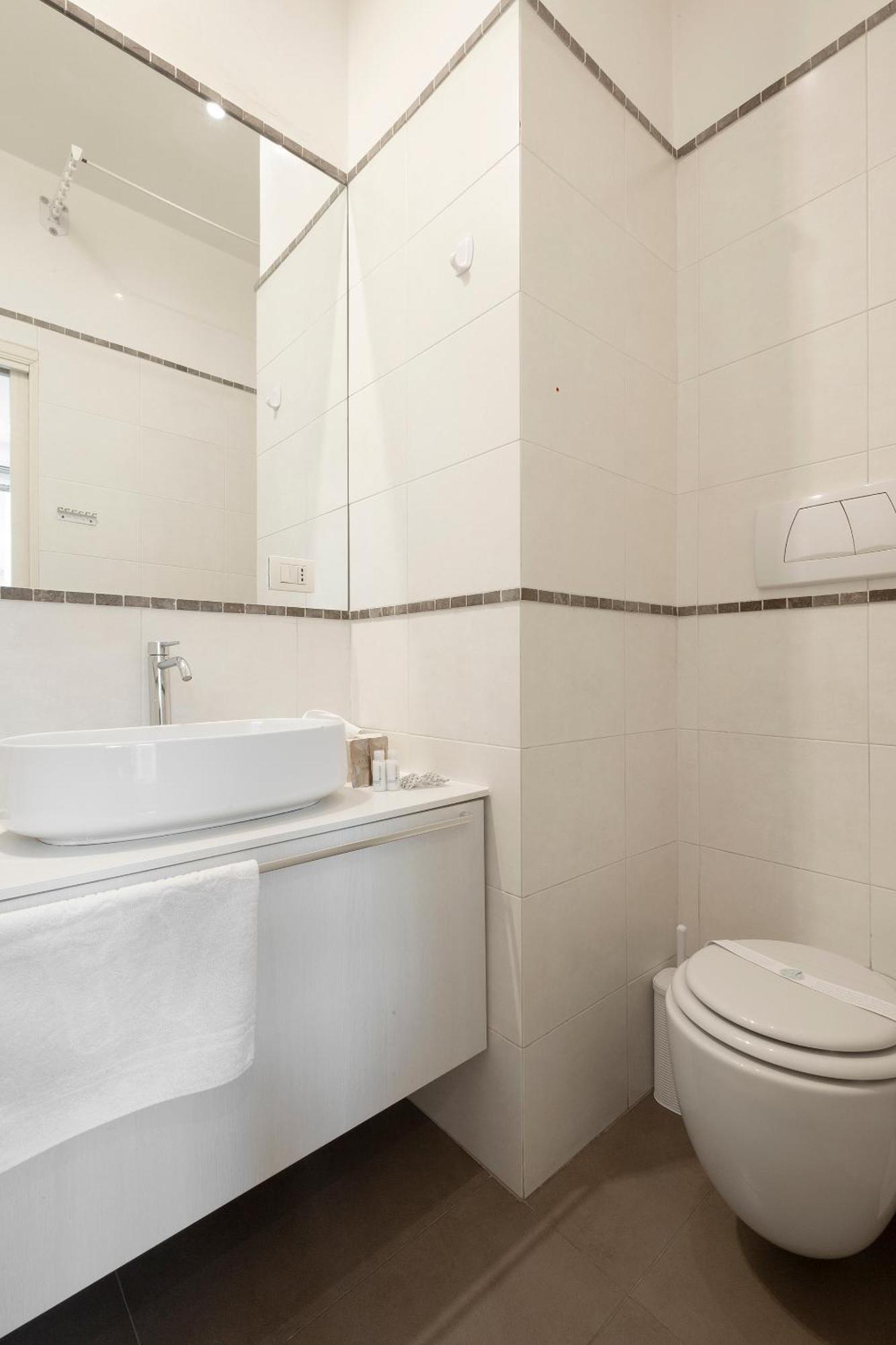 Vittore Rooms & Apartment ミラノ エクステリア 写真