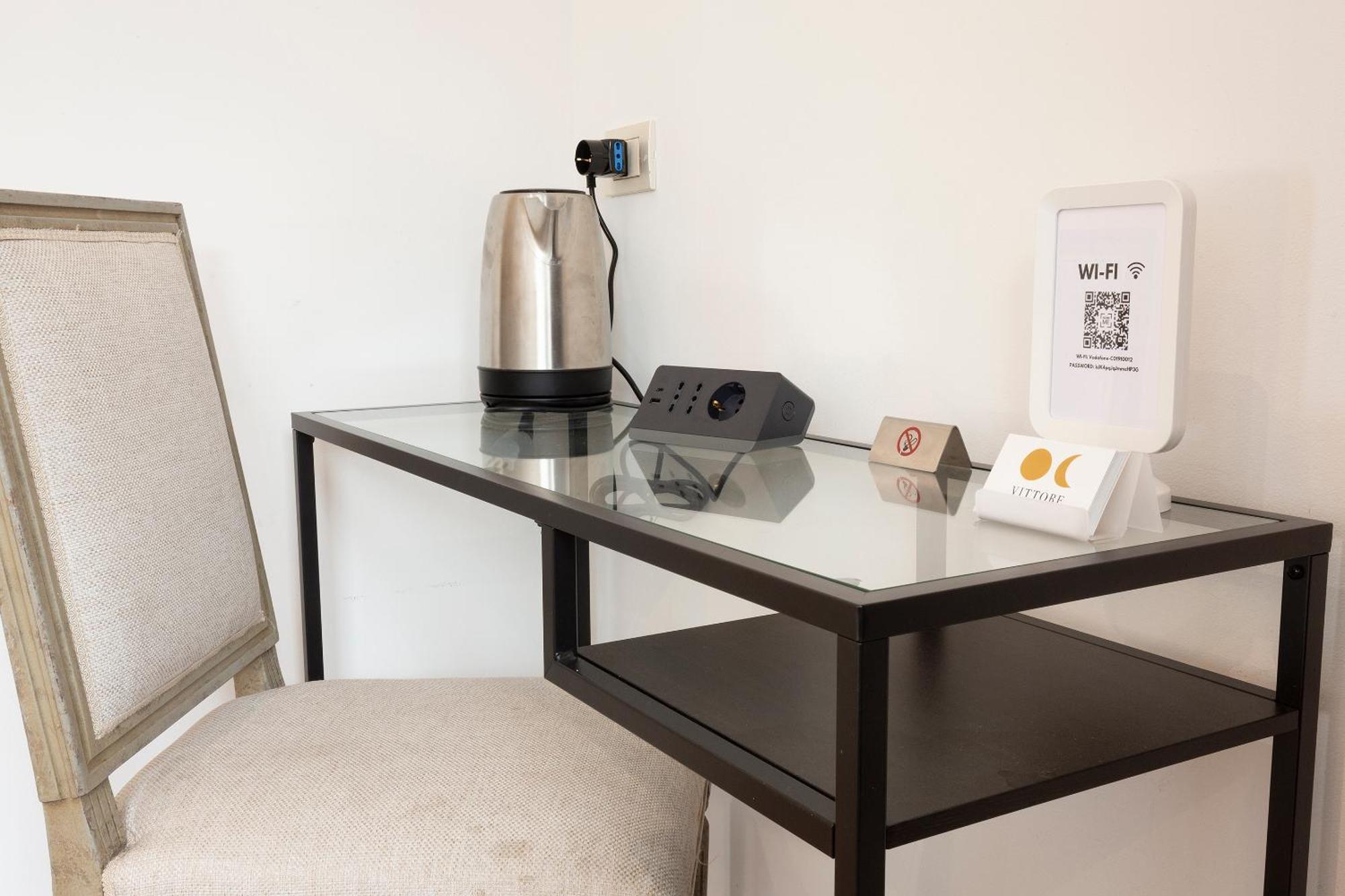 Vittore Rooms & Apartment ミラノ エクステリア 写真