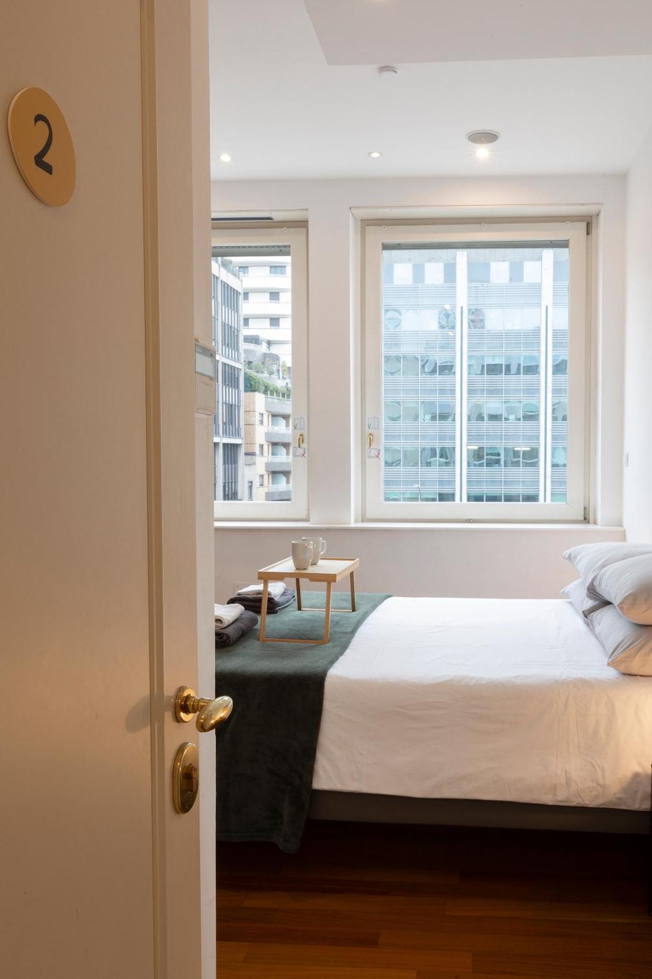 Vittore Rooms & Apartment ミラノ エクステリア 写真